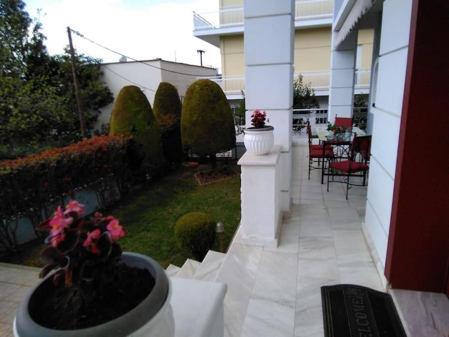 La Maison De Catherine Volos Luaran gambar