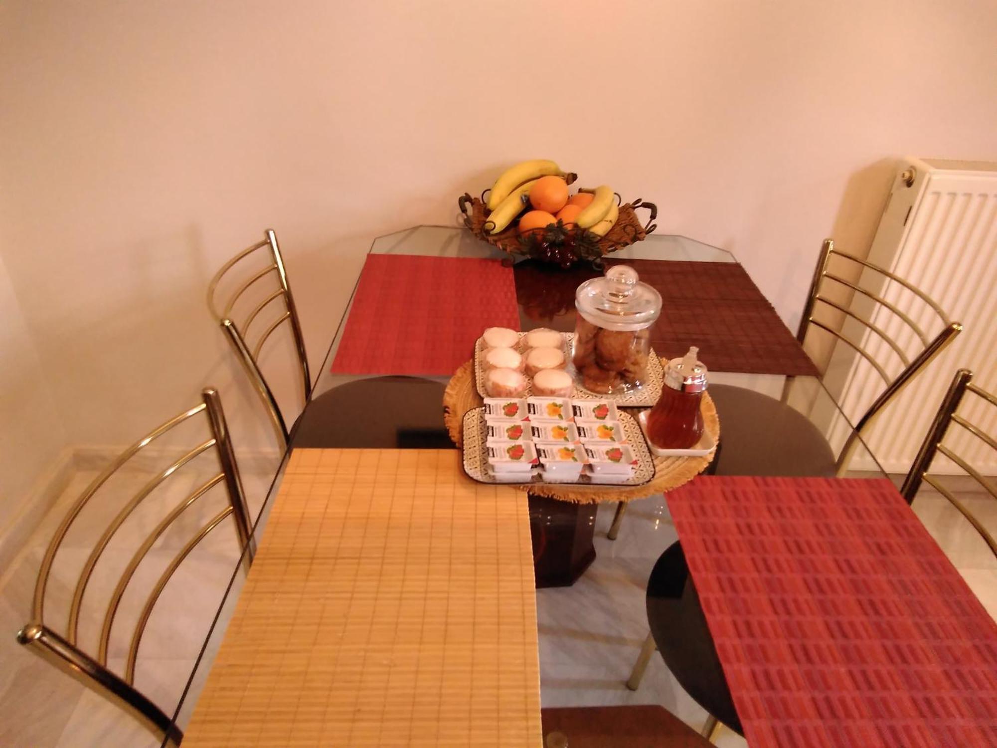 La Maison De Catherine Volos Luaran gambar